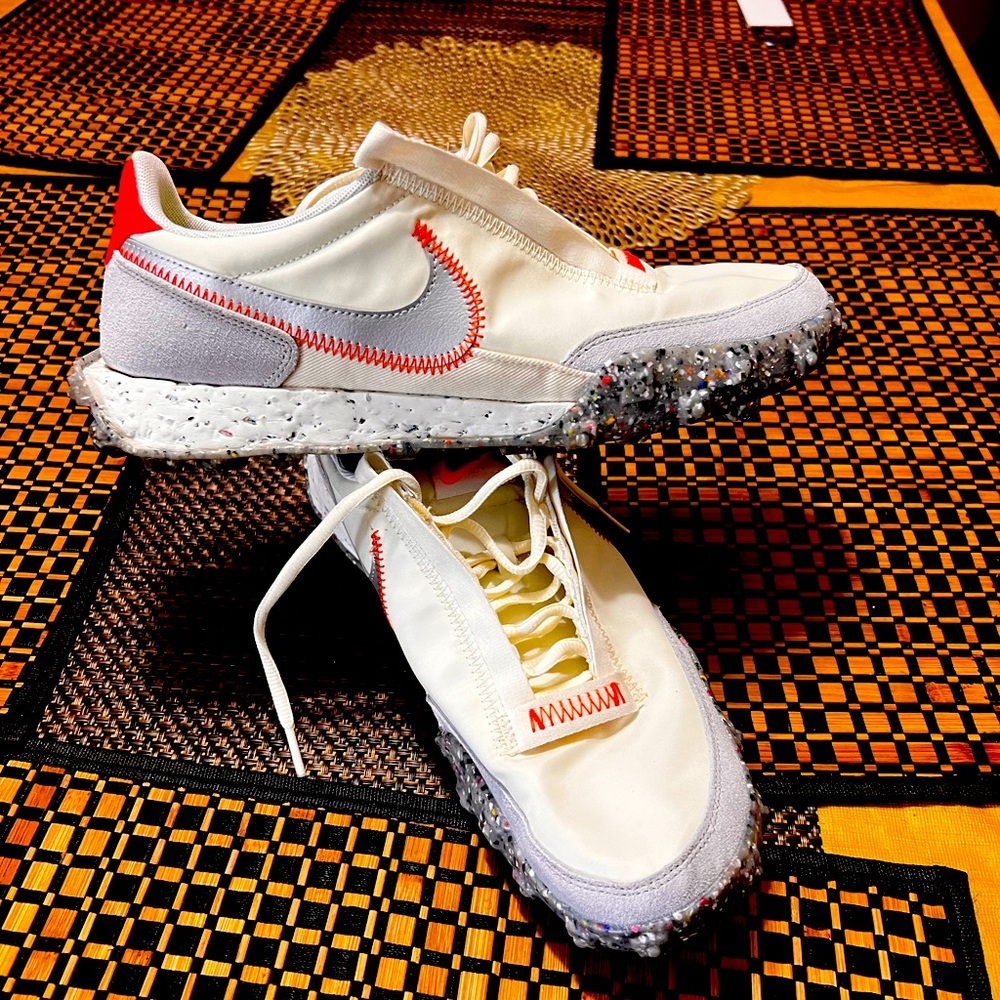 Nike waffle Racer crater